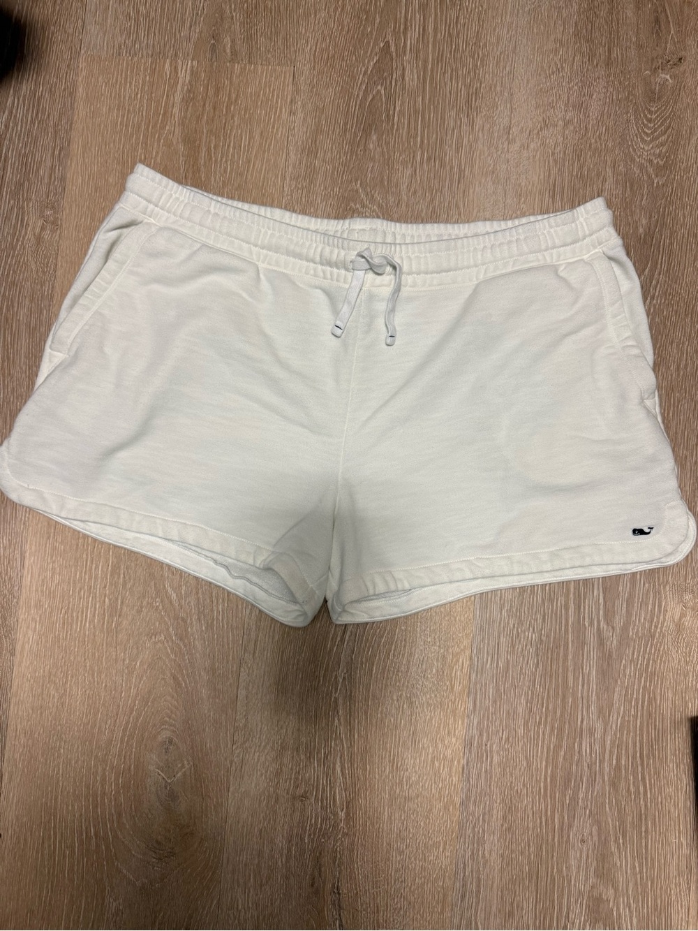 Vineyard Vines Classic Pull-On Women's Lounge Shorts - White